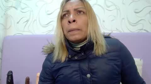 Nathalia online show from 10-20-25, 03:51