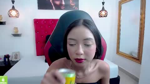 Snapshot of nathaliasweet_1_ chatting on 06-26-26, 06:01 nathaliasweet_1_ online show from 06-26-26, 06:01