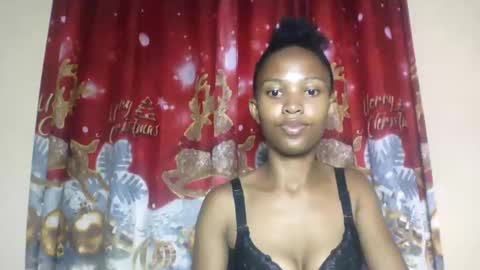 Snapshot of nathalie004 chatting on 12-04-25, 06:23 nathalie004 online show from 12-04-25, 06:23