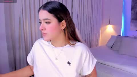 Snapshot of nathalie_rivers chatting on 07-15-26, 11:15 NATHALIE online show from 07-15-26, 11:15