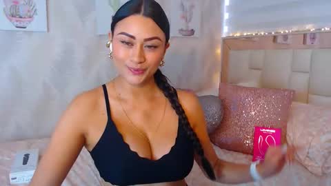 Nathalie Rose online show from 03-27-26, 12:38