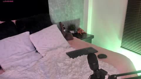 Nathaly lopez online show from 02-06-25, 05:51