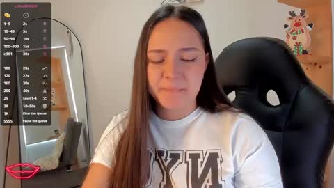 nathalyxx_ online show from 12-13-24, 02:16