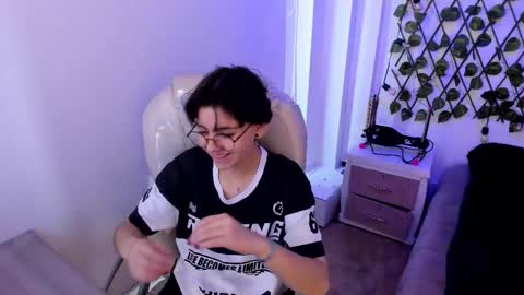 Snapshot of nathalyy_ds chatting on 10-02-25, 08:05 nathalyy_ds online show from 10-02-25, 08:05