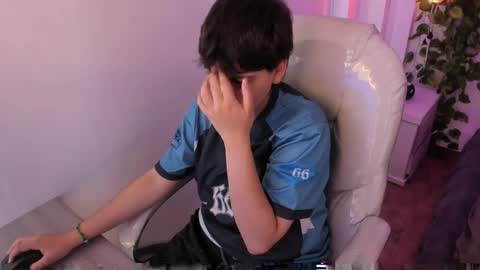 nathalyy_ds online show from 04-14-26, 07:20