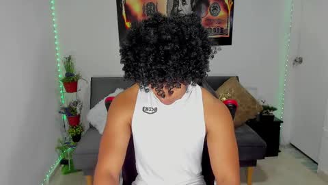 Snapshot of nathan_sexy247 chatting on 02-13-25, 02:31 Nathan online show from 02-13-25, 02:31