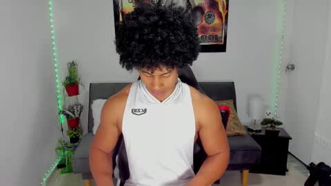 Snapshot of nathan_sexy247 chatting on 03-11-25, 11:01 Nathan online show from 03-11-25, 11:01