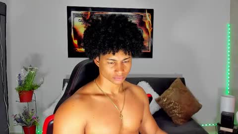 Snapshot of nathan_sexy247 chatting on 10-14-25, 11:11 Nathan online show from 10-14-25, 11:11