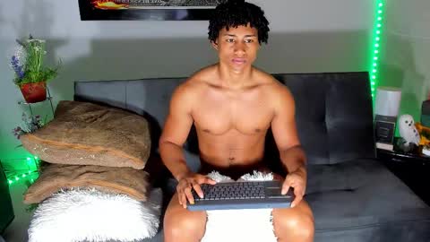 Snapshot of nathan_sexy247 chatting on 11-13-25, 10:03 Nathan online show from 11-13-25, 10:03