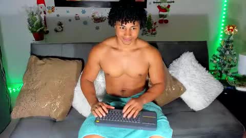 Snapshot of nathan_sexy247 chatting on 11-29-25, 10:13 Nathan online show from 11-29-25, 10:13