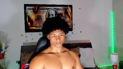 Snapshot of nathan_sexy247 chatting on 06-24-26, 04:50 Nathan online show from 06-24-26, 04:50