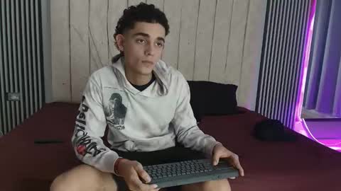 Snapshot of nathan_shimmer chatting on 11-08-25, 09:02 nathan_shimmer online show from 11-08-25, 09:02