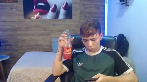 nathanclay online show from 02-11-26, 03:22