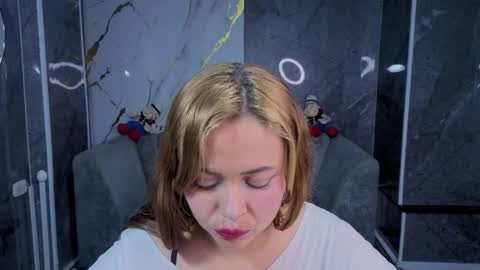 natasha online show from 05-12-26, 03:03