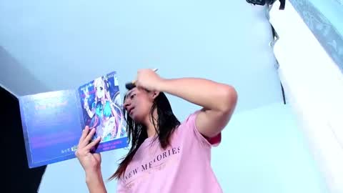 Snapshot of nati_sm chatting on 02-07-25, 12:17 Nati online show from 02-07-25, 12:17