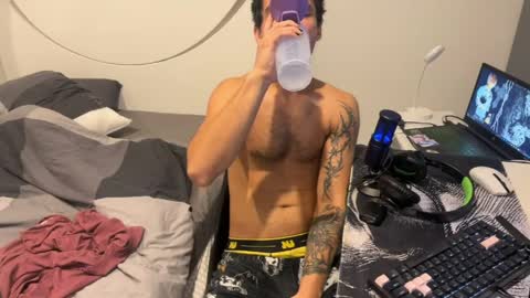 native_boy2 online show from 04-29-26, 07:56