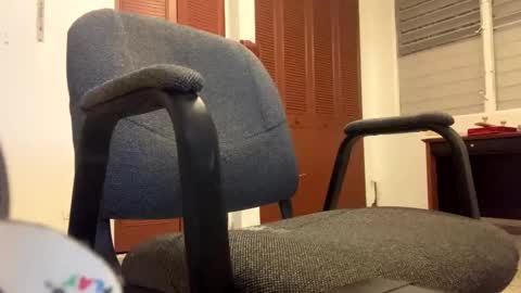 Snapshot of natsurept chatting on 12-17-24, 02:01 Jose online show from 12-17-24, 02:01