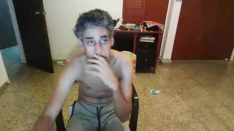 Snapshot of natsurept chatting on 10-26-25, 02:50 Jose online show from 10-26-25, 02:50