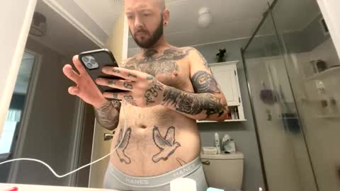 Snapshot of natti_daddy chatting on 04-16-26, 10:01 Nattidaddy online show from 04-16-26, 10:01