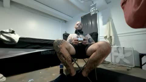 Snapshot of natti_daddy chatting on 07-13-26, 02:58 Nattidaddy online show from 07-13-26, 02:58