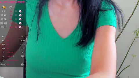 Snapshot of natural_form chatting on 12-20-24, 09:32 peach online show from 12-20-24, 09:32