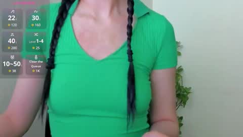 Snapshot of natural_form chatting on 11-02-25, 12:51 peach online show from 11-02-25, 12:51