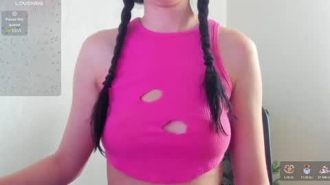 Snapshot of natural_form chatting on 07-18-26, 07:34 peach online show from 07-18-26, 07:34
