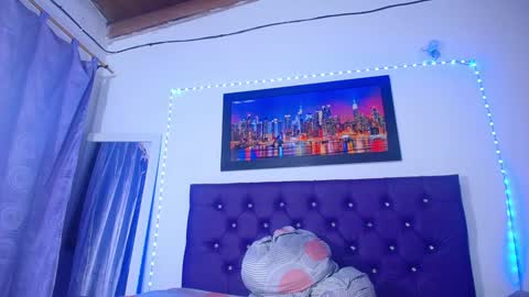 Snapshot of naturalboobs1 chatting on 02-06-25, 09:32 Annie online show from 02-06-25, 09:32