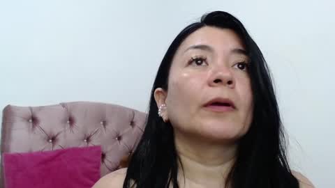 Snapshot of naturally_mature chatting on 01-03-25, 03:27 Sammy online show from 01-03-25, 03:27