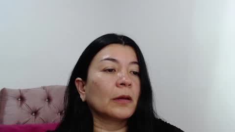 Snapshot of naturally_mature chatting on 01-12-25, 05:56 Sammy online show from 01-12-25, 05:56