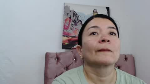 Snapshot of naturally_mature chatting on 04-23-26, 02:35 Sammy online show from 04-23-26, 02:35