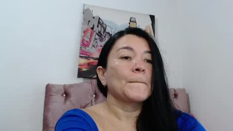 Snapshot of naturally_mature chatting on 04-28-26, 01:48 Sammy online show from 04-28-26, 01:48