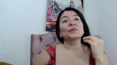 Snapshot of naturally_mature chatting on 04-30-26, 03:46 Sammy online show from 04-30-26, 03:46