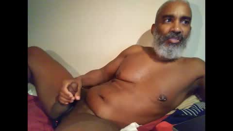 Snapshot of naturandy chatting on 09-27-25, 11:37 Naturandy or online show from 09-27-25, 11:37