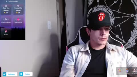 Snapshot of naturesbest951 chatting on 10-08-25, 03:15 NATURESBEST online show from 10-08-25, 03:15