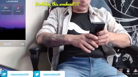 Snapshot of naturesbest951 chatting on 10-08-25, 07:22 NATURESBEST online show from 10-08-25, 07:22