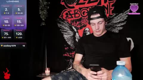 Snapshot of naturesbest951 chatting on 11-07-25, 02:55 NATURESBEST online show from 11-07-25, 02:55