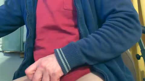 Snapshot of naturista25 chatting on 10-14-25, 07:36 naturista25 online show from 10-14-25, 07:36