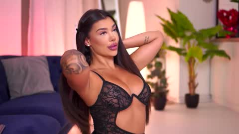 Naty online show from 01-16-26, 07:51