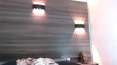 Snapshot of natzuki_ chatting on 05-02-26, 08:03 natzuki_ online show from 05-02-26, 08:03