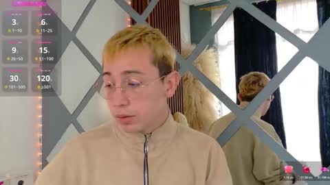 Christopher  Chris online show from 11-10-25, 01:10