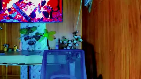 Snapshot of naughty_asian669 chatting on 11-02-25, 12:51 Melody slut online show from 11-02-25, 12:51