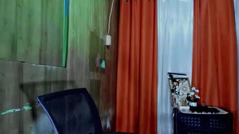 Snapshot of naughty_asian669 chatting on 11-18-25, 09:47 Melody slut online show from 11-18-25, 09:47