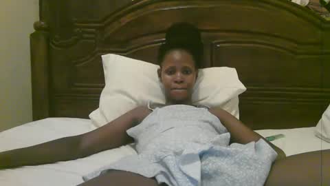 alisha online show from 12-19-25, 07:32