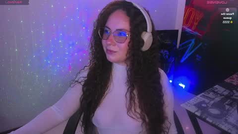 Megan online show from 04-09-26, 05:29