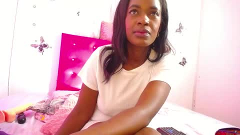 Snapshot of naughty_choko chatting on 05-11-26, 07:55 L I S S online show from 05-11-26, 07:55