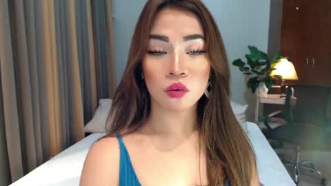 Snapshot of naughty_dreamerxxx chatting on 12-04-24, 07:50 Queen Jess online show from 12-04-24, 07:50