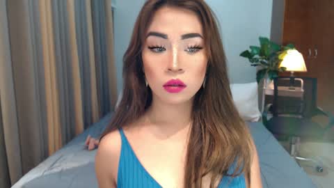 Snapshot of naughty_dreamerxxx chatting on 12-04-24, 12:14 Queen Jess online show from 12-04-24, 12:14