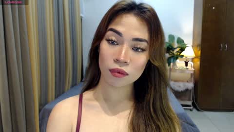 Snapshot of naughty_dreamerxxx chatting on 01-18-25, 11:00 Queen Jess online show from 01-18-25, 11:00