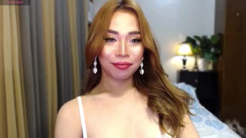 Snapshot of naughty_dreamerxxx chatting on 09-18-25, 08:44 Queen Jess online show from 09-18-25, 08:44